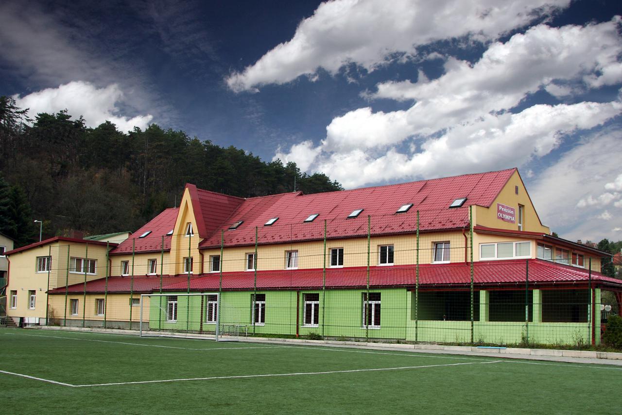 Penzion Olympia** Banská Bystrica Esterno foto