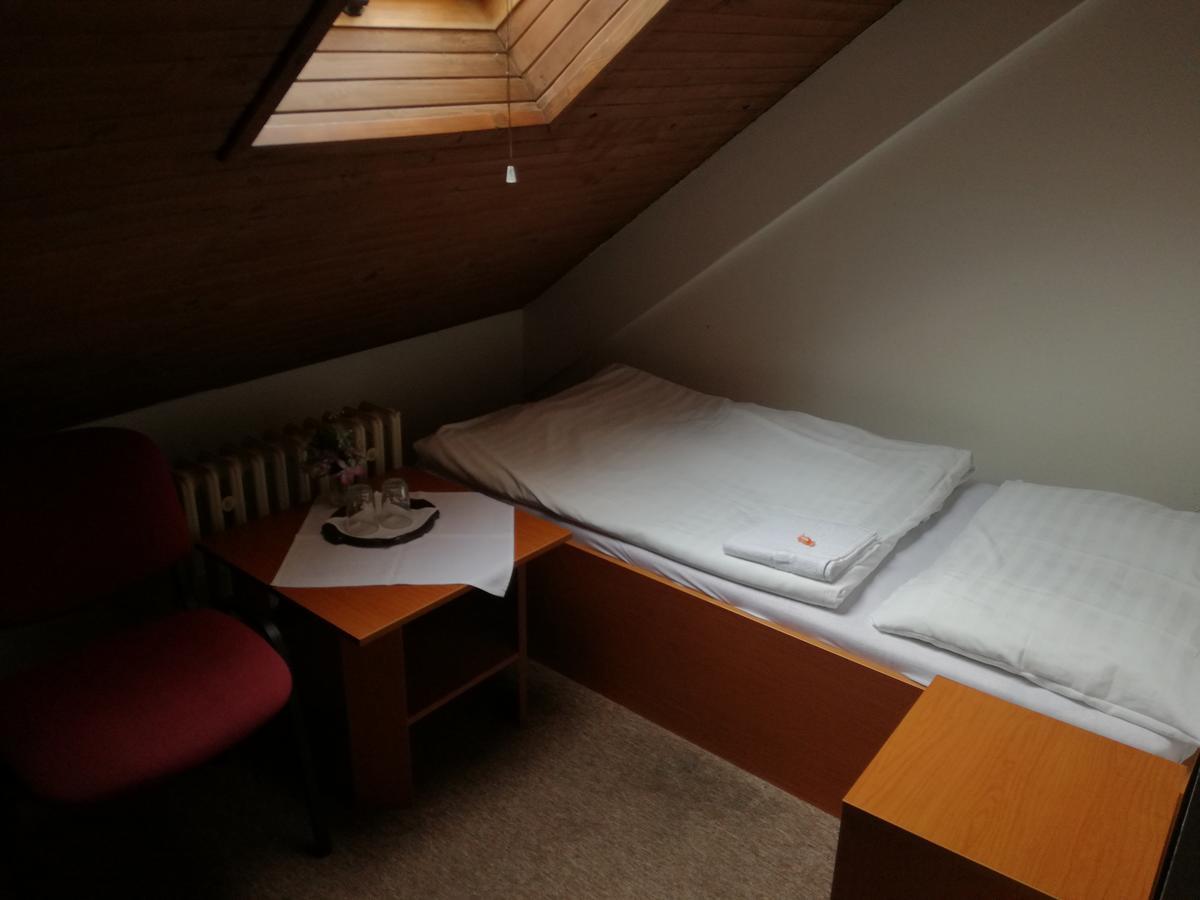 Penzion Olympia** Banská Bystrica Esterno foto