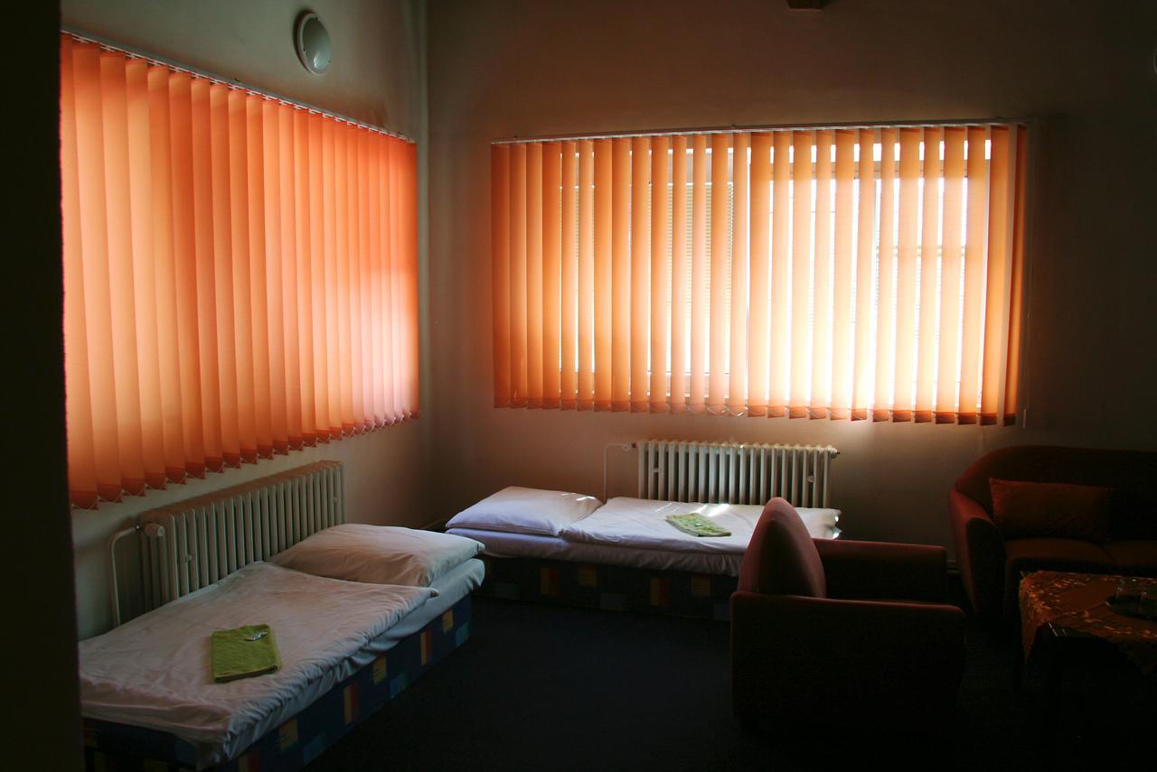 Penzion Olympia** Banská Bystrica Esterno foto
